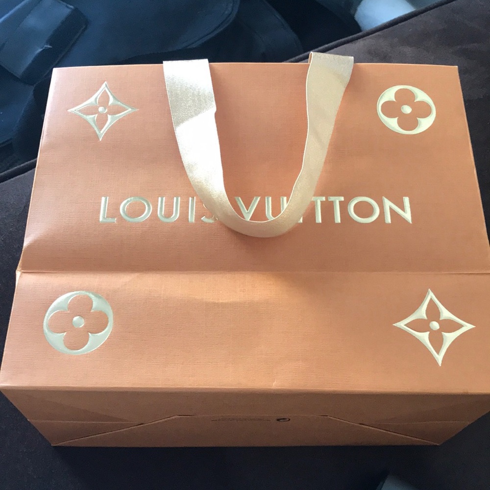 Louis Vuitton belt